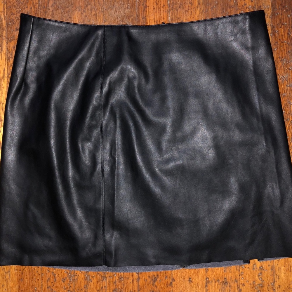 Abbeline vegan leather skirt
